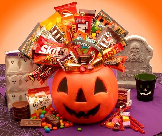 Halloween gift, Halloween gift basket, Halloween baskets, Childs Halloween gift, Childs Halloween basket, kids Halloween basket, kids Halloween gift