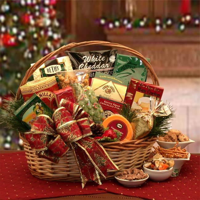 Christmas gift baskets, Christmas basket, holiday baskets, holiday gift baskets